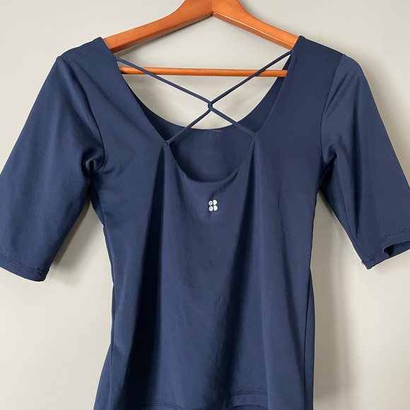 Sweaty Betty All Day Short Sleeve - Picture 4 of 5